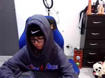 Chaturbate Live Sex Cam of thomascooper_cams