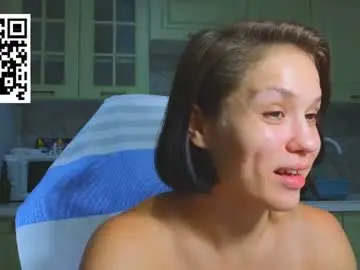 Chaturbate Nude Webcam of mia___lunaa