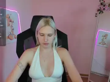 Chaturbate Free Live Porn of evelinalu