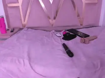 Chaturbate Watch Live Sex Cams of ambarglowasm