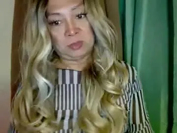 Chaturbate Live Sex Cam of linkingqueens69