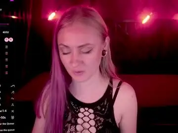 Chaturbate Live Porn of dramaquenn