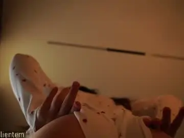 Chaturbate Live Sex Cam of ms_seductive