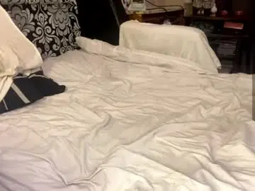 Chaturbate Live Sex Cam of pricillahoinacki