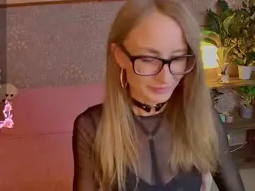 Chaturbate Free Live Porn of helenaboyd1