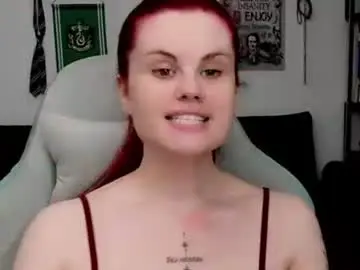 Chaturbate Watch Live Sex Cams of dellacrush_