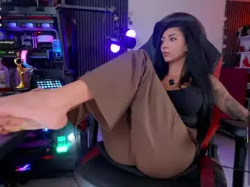 Chaturbate Adult Webcam of evelyne92