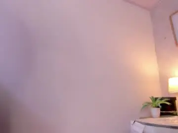 Chaturbate Live Porn of caroline_dh