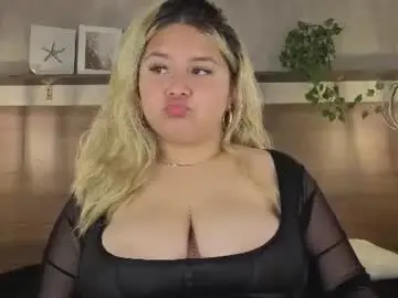 Chaturbate Adult Video Chat of zafiro_claire