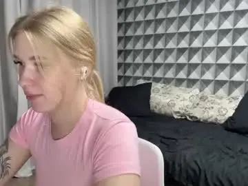 Chaturbate Live Sex Cam of getabledimple