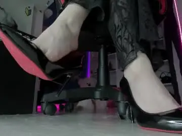 Chaturbate Watch Live Sex Cams of holy_mistresss