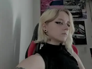 Chaturbate Live Sex of holy_mistresss
