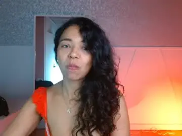 Chaturbate Watch Live Sex Cams of selene_bubble
