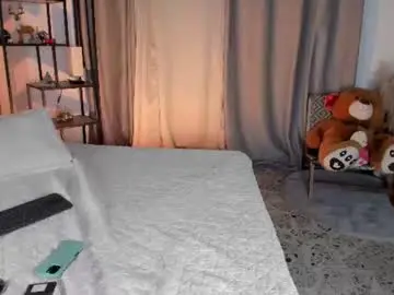 Chaturbate Live Sex Cam of amber_maxwell