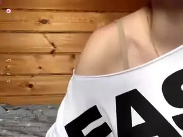 Chaturbate Live Sex Cam of troybradshaw