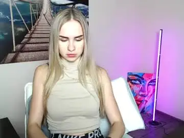 Chaturbate Sex Cam of erikagavin