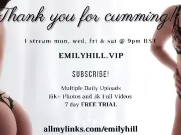 Chaturbate Free Live Porn of littlee33