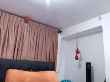 Chaturbate Adult Webcams of tatianagiraldo12