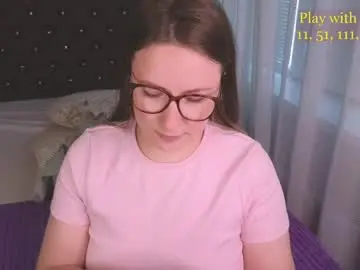 Chaturbate Adult Webcam of cute_darina