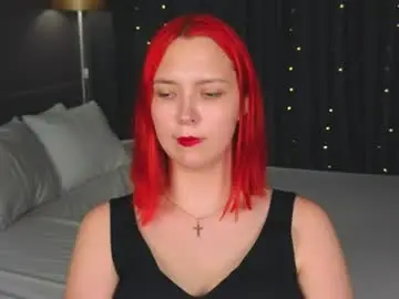 Chaturbate Live Sex Cam of monica__queen
