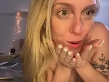 Chaturbate Live Sex of emmaonlyx1