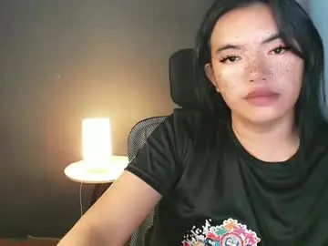 Chaturbate Live Sex Cam of arya_lightning