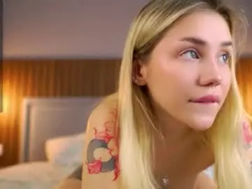 Chaturbate Adult Video Chat of cinacandy