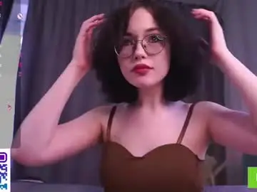 Chaturbate Free Porn Cam of cinacandy