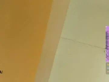 Chaturbate Free Porn Cam of leslyevans1