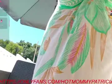 Chaturbate Sex Cam of angel_danm_milf
