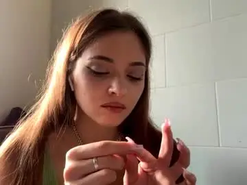 Chaturbate Free Live Porn of janellelazott