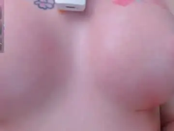 Chaturbate Best Webcam of glowhub_