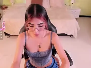 Chaturbate Live Sex Cam of celeste_rous__