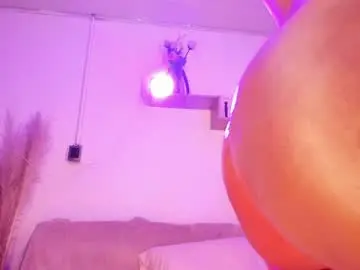 Chaturbate Free Live Porn of tylla__