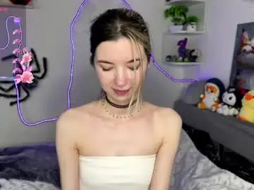 Chaturbate Sex Cam of emmie_everly