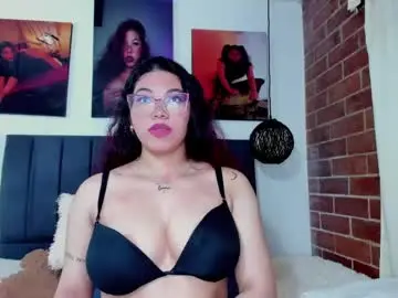 Chaturbate Live Sex Cam of gisele_cedield