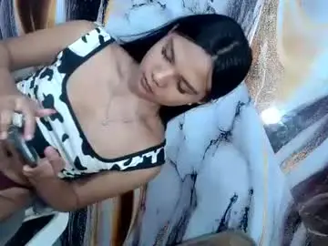 Chaturbate Sex Cam of urasian_latinaxxx