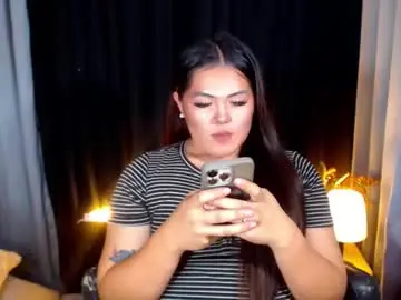 Chaturbate Live Sex Cam of venus_colly