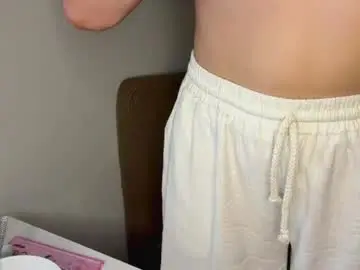 Chaturbate Live Sex Cam of wendolynmusil