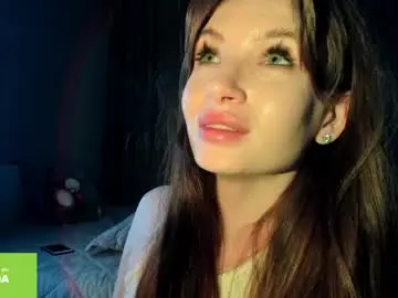 Chaturbate Live Sex Cam of lillianfowler