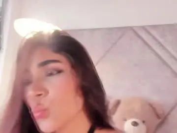 Chaturbate Free Porn Cam of amora_96