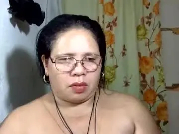 Chaturbate Nude Webcam of hottycrissy4u