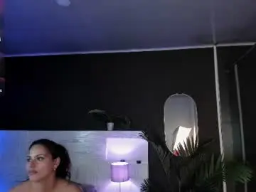 Chaturbate Best live sex cam show of mia_noiir