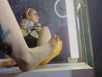 Chaturbate Live Porn of coy_girl_