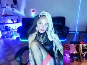 Chaturbate Free Live Porn of monicamaxwell2