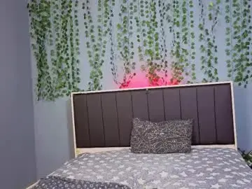 Chaturbate Live Sex Cam of darkpulsel