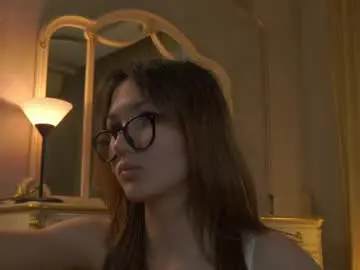 Chaturbate Nude Webcam of gertrudisshinn