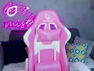 Chaturbate Live Sex Cam of shei1a_shy