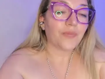 Chaturbate Adult Video Chat of naty__mature_