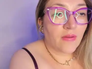 Chaturbate Live Sex Cam of naty__mature_